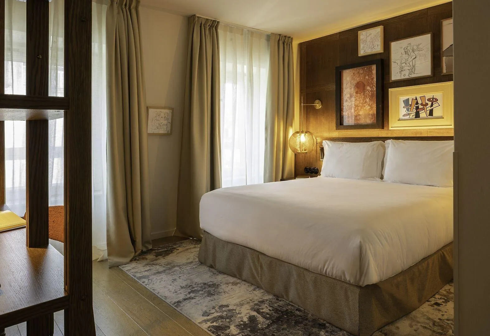 Pulitzer Hotel