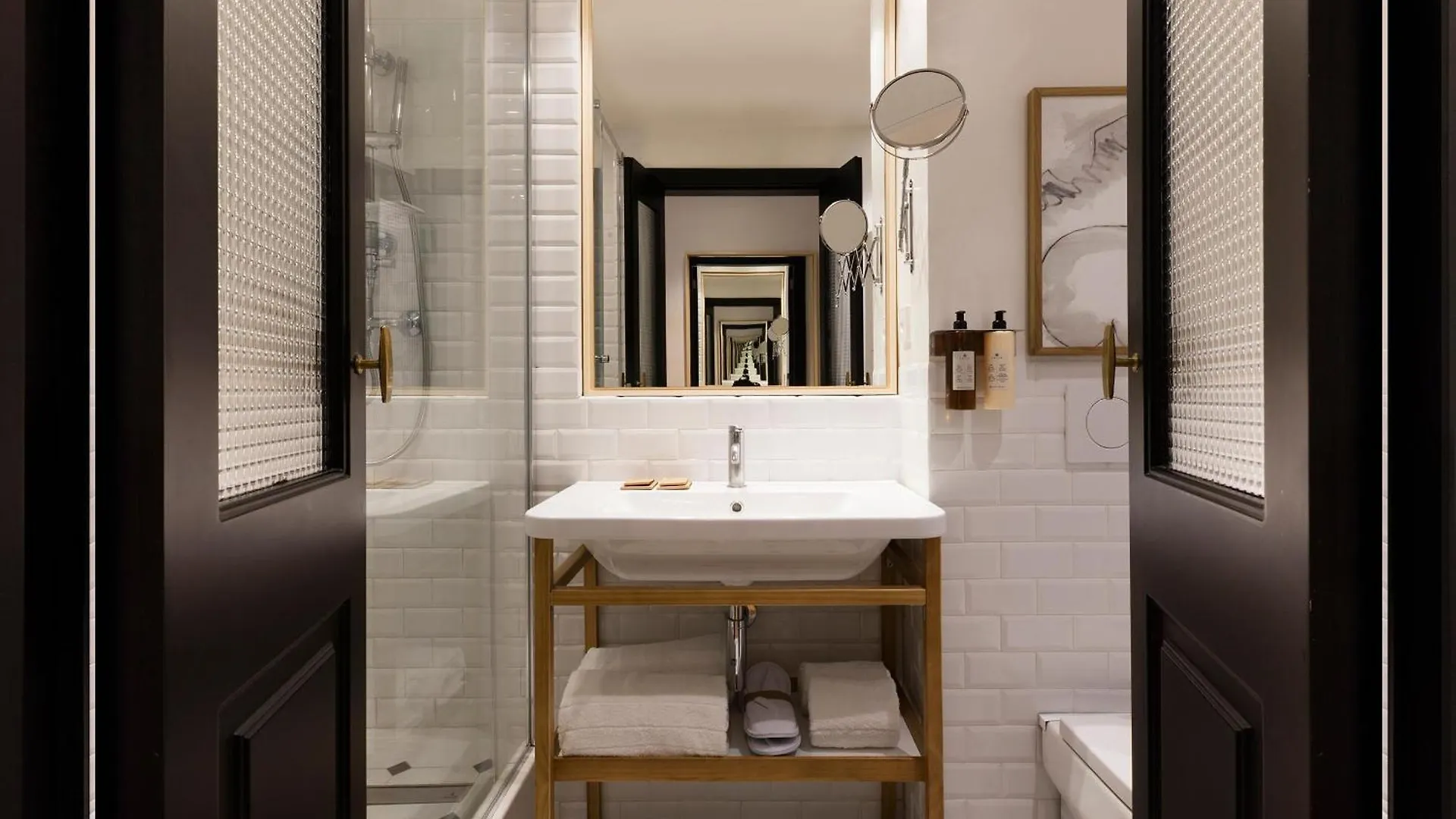 Pulitzer Hotel
